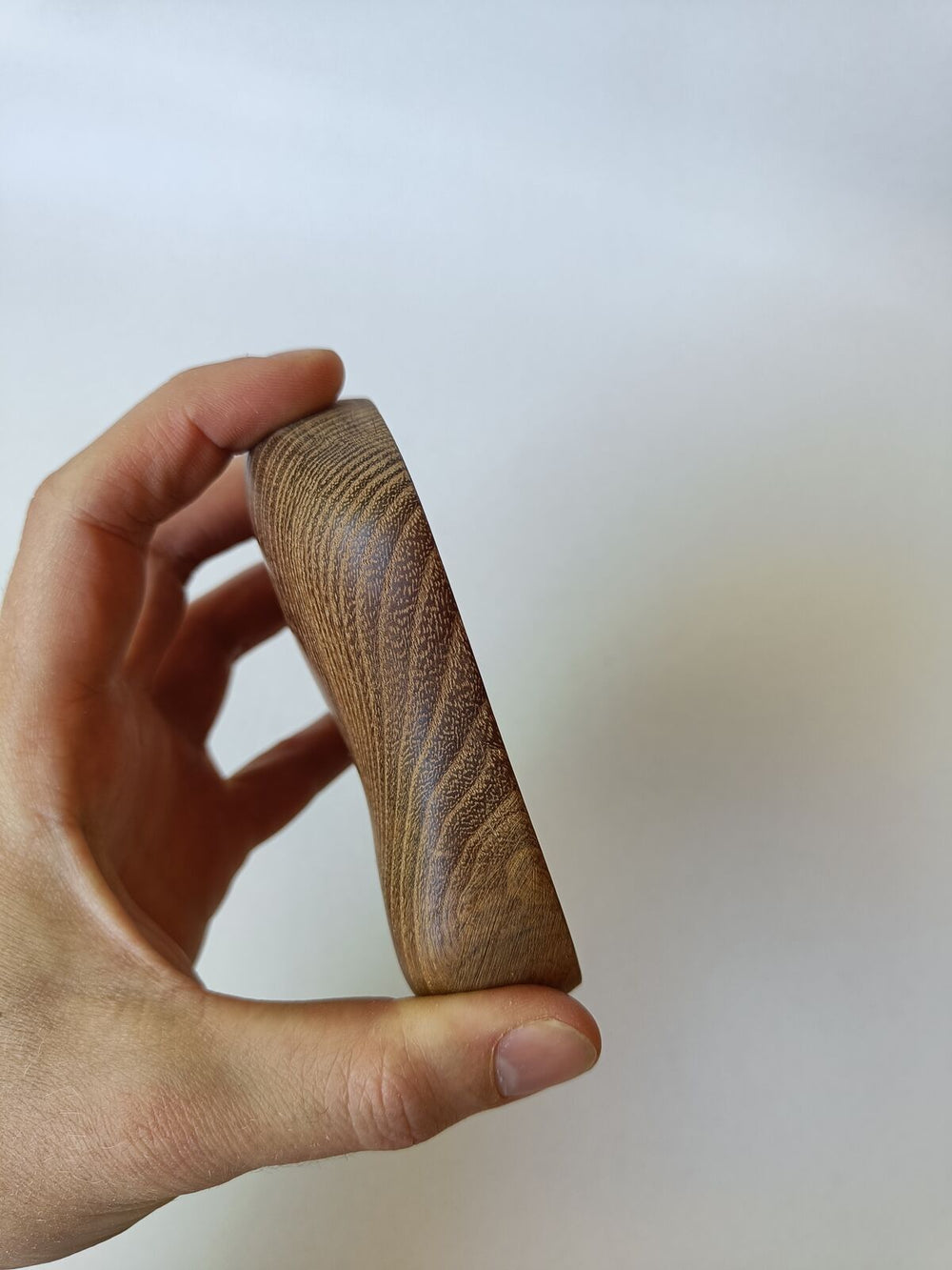 Knob Pinch – Robinia
