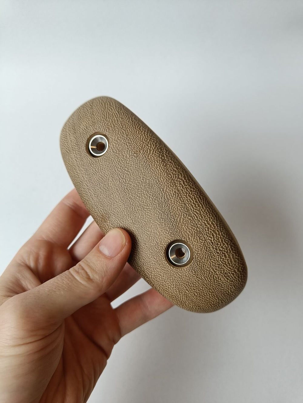 Pinch – Iroko