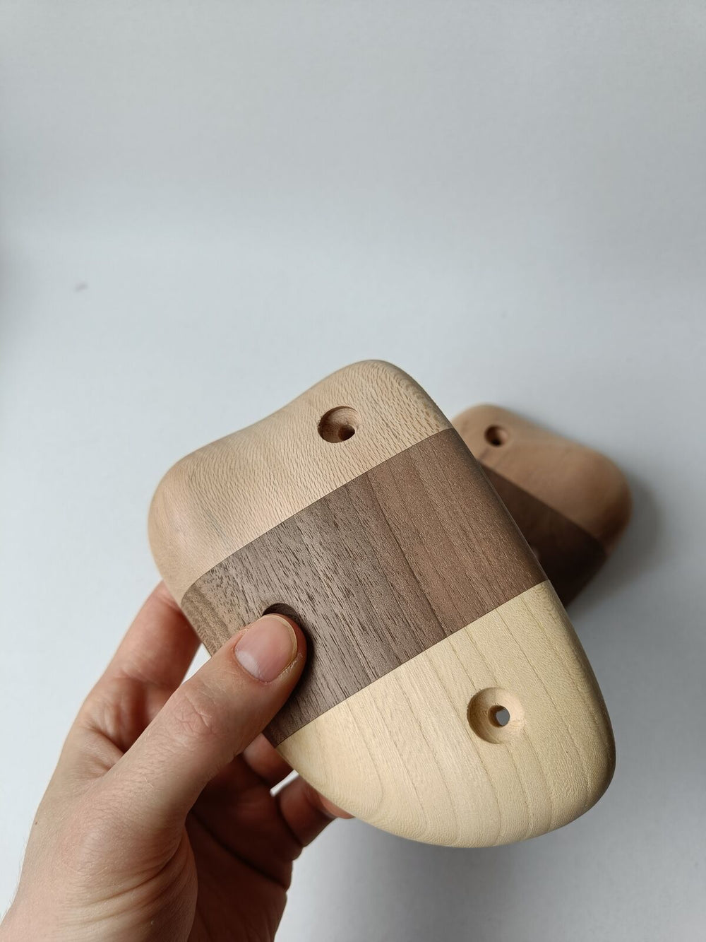 Pinches (symmetrical) – Elm/Walnut/Plane