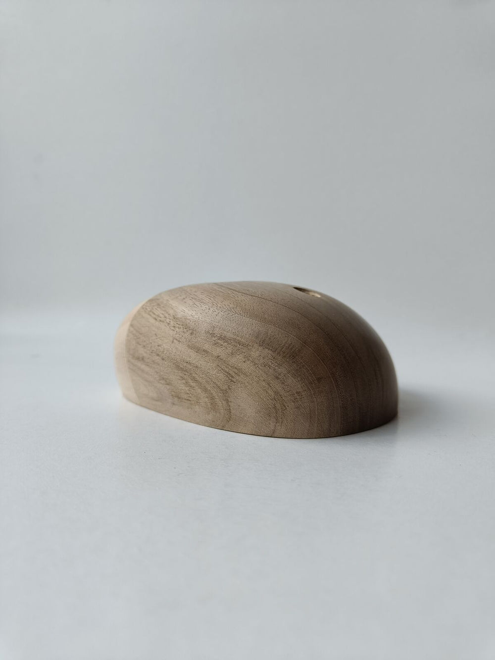 Sloper – Walnut/Ash