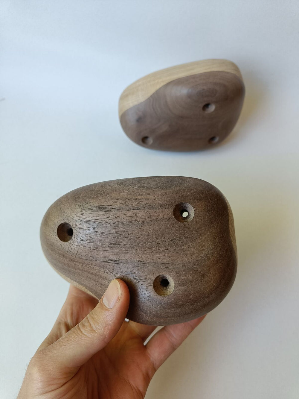 Big Pinches – Walnut/Oak