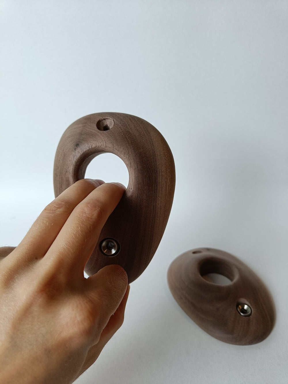 Pockets – Walnut