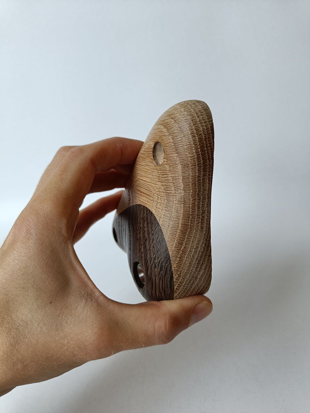 Knob Pinch – Oak