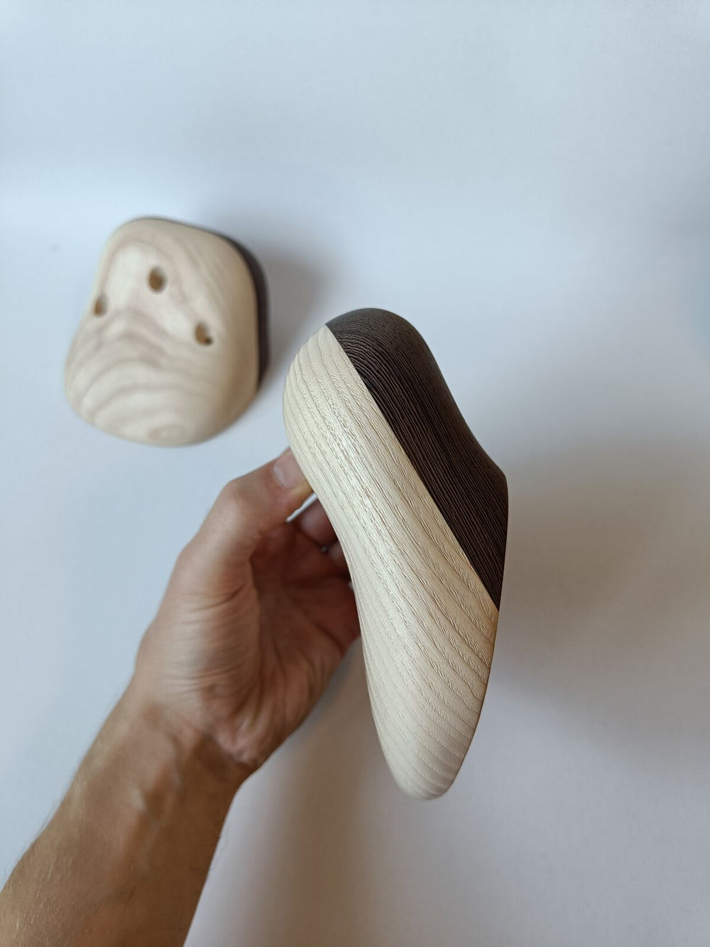 Jugs – Ash / Wenge