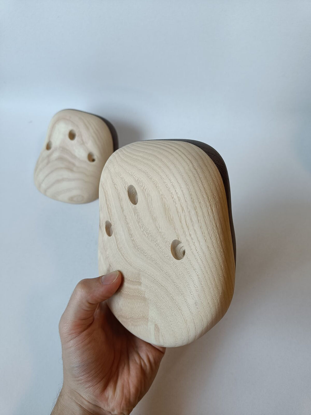 Jugs – Ash / Wenge